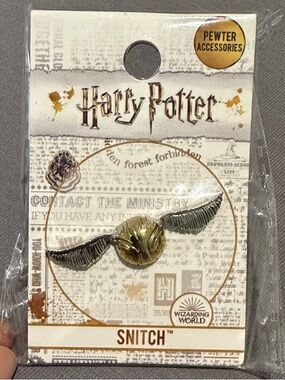 Harry Potter Golden Snitch Pewter Pin — Gold & Silver